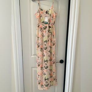 Floral maxi dress. H & M. Size XXS. New with tags.